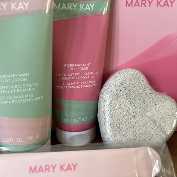 Mary Kay Pedicure Set - Rosemary Mint - Picture 4 of 5